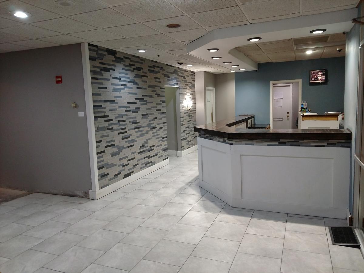 Travelodge By Wyndham Lincoln Northeast Kültér fotó